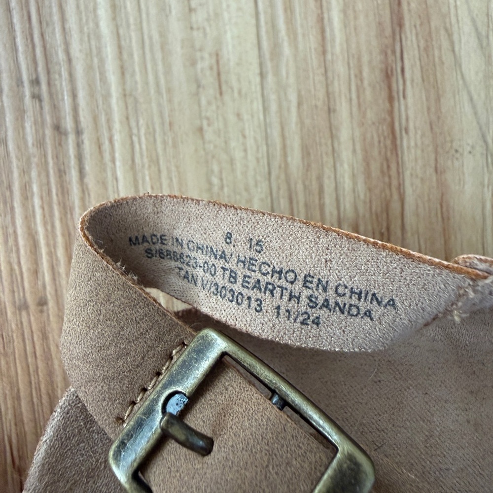 Old Navy Toddler Beige Buckle Sandals - Picture 3 of 3